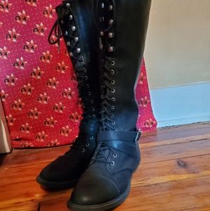 Lace-up tall combat boots